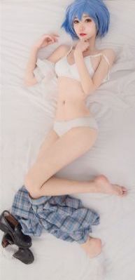 白衣的后悔